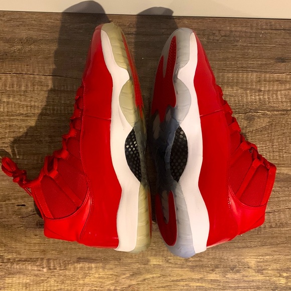 Get your shoe soles iced❄️ - Picture 2 of 3